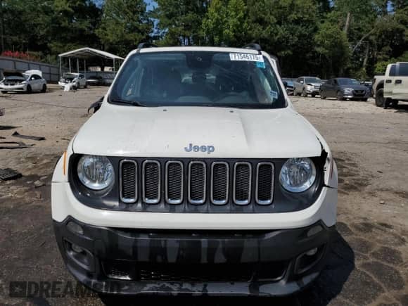 2018 Jeep Renegade Altitude with VIN ZACCJABB7JPH62171, listed as a Copart auction lot 71546175 with 88,886 mi miles and Salvage title. Bid and sale history available at DreamBid. Image 5.