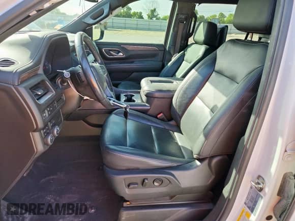 2021 Chevrolet Suburban Z71 с VIN 1GNSKDKD6MR475252, выставлен на аукционе Copart как лот 66916665 с пробегом 73 241 миль миль и Списание • Salvage title. История ставок и продаж доступна на DreamBid. Изображение 7.