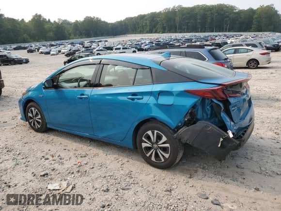2018 Toyota Prius Plus with VIN JTDKARFP2J3075443, listed as a Copart auction lot 67347005 with 83,570 mi miles and Salvage title. Bid and sale history available at DreamBid. Image 2.
