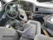 1999 GMC Sierra 1500 SLE с VIN 1GTEC14T1XZ537103, выставлен на аукционе Copart как лот 81830714 с пробегом 398 610 миль миль и Списание • Salvage title. История ставок и продаж доступна на DreamBid. Изображение 8.