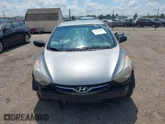 2011 Hyundai Elantra Limited с VIN KMHDH4AE8BU152515, выставлен на аукционе IAAI как лот 42922200 с пробегом 145 740 миль миль и . История ставок и продаж доступна на DreamBid. Изображение 13.