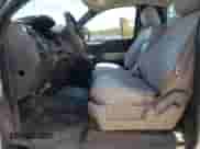 2010 Ford F-150 XL с VIN 1FTMF1C89AKE36276, выставлен на аукционе Copart как лот 67572345 с пробегом 269 900 миль миль и Чистый • Clean title. История ставок и продаж доступна на DreamBid. Изображение 7.