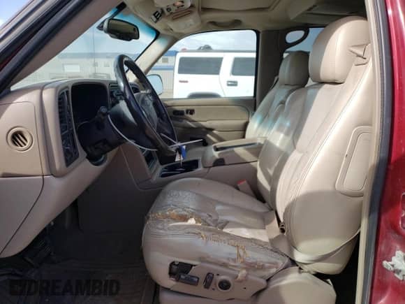 2004 Chevrolet Suburban LT с VIN 1GNFK16Z34J235192, выставлен на аукционе Copart как лот 75433094 с пробегом 268 275 миль миль и Списание • Salvage title. История ставок и продаж доступна на DreamBid. Изображение 7.