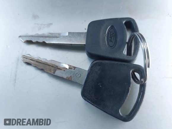 2008 Ford F-250 with VIN 1FDSX21R98EC69556, listed as a IAAI auction lot 43472085 with 191,424 mi miles and . Bid and sale history available at DreamBid. Image 11.