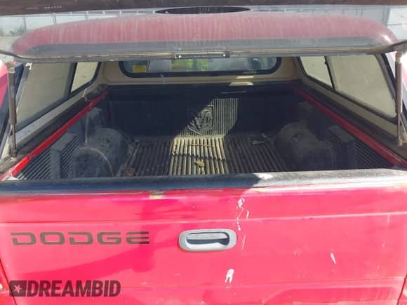 2001 Dodge Dakota Sport with VIN 1B7GL2AN61S102968, listed as a IAAI auction lot 42744852 with 208,364 mi miles and . Bid and sale history available at DreamBid. Image 12.
