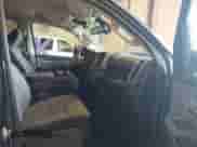 2019 Ram 1500 Big Horn z VIN 1C6RRFFGXKN751754, wystawiony jako IAAI lot #43044316 z przebiegiem 95 206 mil mil oraz . Historia ofert i sprzedaży dostępna na DreamBid. Obrazek 5.