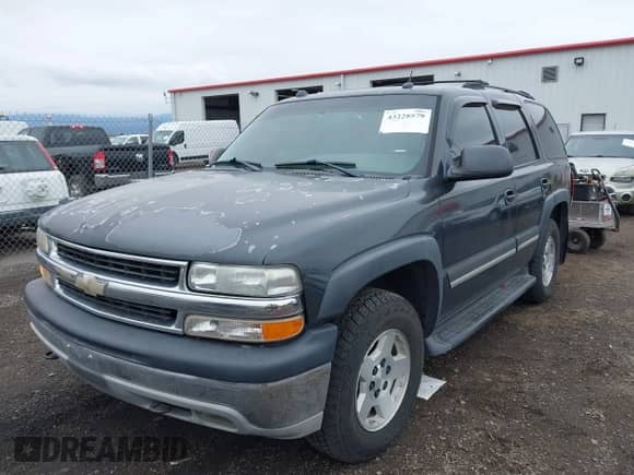 2005 Chevrolet Tahoe Z71 with VIN 1GNEK13T85R199417, listed as a IAAI auction lot 43228579 with 326,516 mi miles and . Bid and sale history available at DreamBid. Image 18.