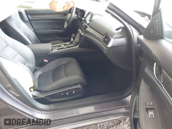 2019 Honda Accord EX-L с VIN 1HGCV1F52KA041445, выставлен на аукционе IAAI как лот 42760098 с пробегом 79 480 миль миль и . История ставок и продаж доступна на DreamBid. Изображение 5.