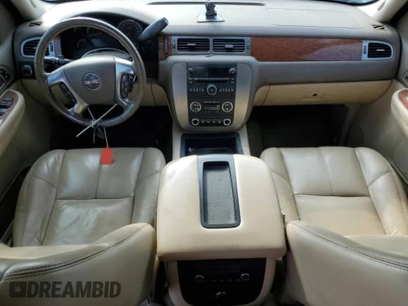 2007 GMC Sierra 1500 SLT с VIN 2GTEK13M571678147, выставлен на аукционе Copart как лот 70506265 с пробегом 193 752 миль миль и Списание • Salvage title. История ставок и продаж доступна на DreamBid. Изображение 8.