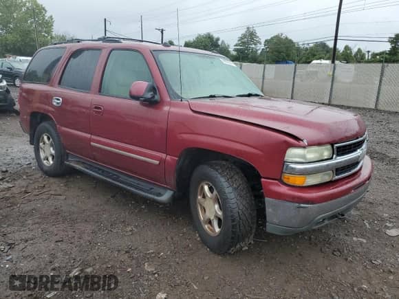 2004 Chevrolet Tahoe LT z VIN 1GNEK13Z54J275127, wystawiony jako Copart lot #69592305 z przebiegiem 174 091 mil mil oraz Szkoda całkowita • Salvage title. Historia ofert i sprzedaży dostępna na DreamBid. Obrazek 4.
