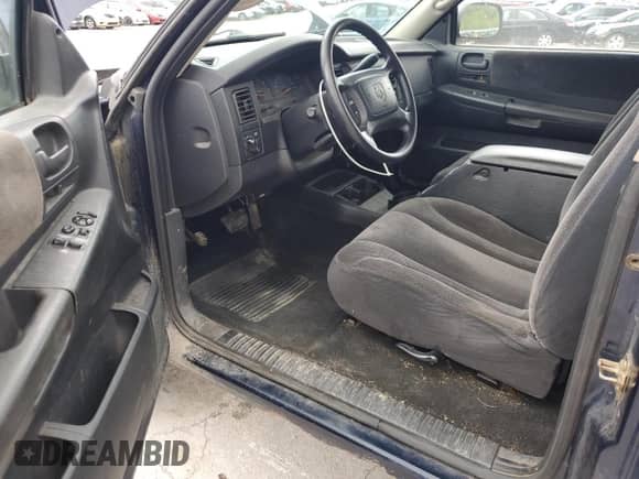 2002 Dodge Dakota with VIN 1B7GG32X32S546515, listed as a Copart auction lot 57888695 with 81,202 mi miles and Salvage title. Bid and sale history available at DreamBid. Image 8.