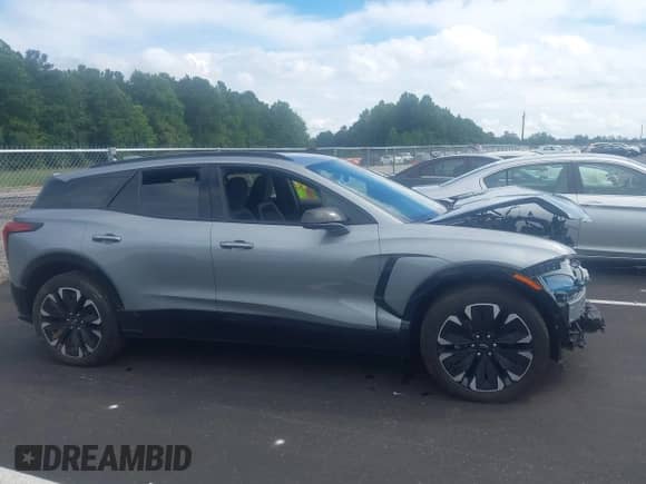 2024 Chevrolet Blazer EV eAWD RS с VIN 3GNKDCRJ4RS120701, выставлен на аукционе IAAI как лот 42975624 с пробегом 15 391 миль миль и . История ставок и продаж доступна на DreamBid. Изображение 13.
