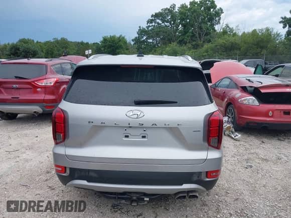 2022 Hyundai Palisade SEL с VIN KM8R4DHE5NU347547, выставлен на аукционе IAAI как лот 42971782 с пробегом Не указан миль и . История ставок и продаж доступна на DreamBid. Изображение 16.