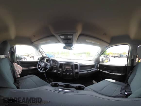 2018 Ram 1500 Express с VIN 1C6RR7FT2JS198665, выставлен на аукционе IAAI как лот 42498884 с пробегом 46 595 миль миль и . История ставок и продаж доступна на DreamBid. Изображение 18.