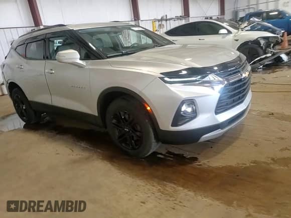 2019 Chevrolet Blazer с VIN 3GNKBHRS0KS684718, выставлен на аукционе Copart как лот 67134325 с пробегом 47 287 миль миль и Списание • Salvage title. История ставок и продаж доступна на DreamBid. Изображение 15.