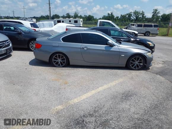 2011 BMW 3 Series 335i with VIN WBAKG7C53BE264398, listed as a IAAI auction lot 42838907 with Not provided miles and . Bid and sale history available at DreamBid. Image 14.