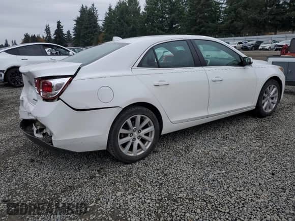 2013 Chevrolet Malibu LT with VIN 1G11E5SA4DF303934, listed as a Copart auction lot 90289655 with 195,084 mi miles and Salvage title. Bid and sale history available at DreamBid. Image 3.
