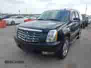 2007 Cadillac Escalade z VIN 1GYFK63817R124206, wystawiony jako IAAI lot #43090853 z przebiegiem 188 368 mil mil oraz . Historia ofert i sprzedaży dostępna na DreamBid. Obrazek 2.