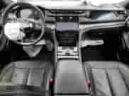 2023 Jeep Grand Cherokee Overland с VIN 1C4RJKDGXP8800940, выставлен на аукционе Copart как лот 85957204 с пробегом 25 894 миль миль и Списание • Salvage title. История ставок и продаж доступна на DreamBid. Изображение 8.