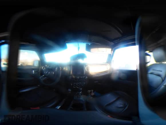 2021 Jeep Wrangler Unlimited Sahara with VIN 1C4HJXEG1MW579887, listed as a IAAI auction lot 41299338 with 50,707 mi miles and . Bid and sale history available at DreamBid. Image 18.