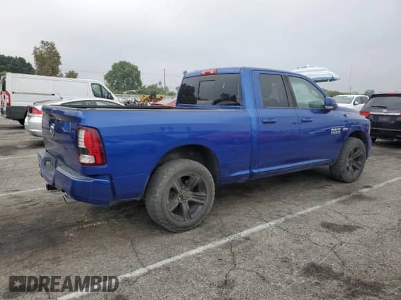 2014 Ram 1500 Sport z VIN 1C6RR7HT8ES460451, wystawiony jako Copart lot #84256465 z przebiegiem 109 085 mil mil oraz Szkoda całkowita • Salvage title. Historia ofert i sprzedaży dostępna na DreamBid. Obrazek 3.