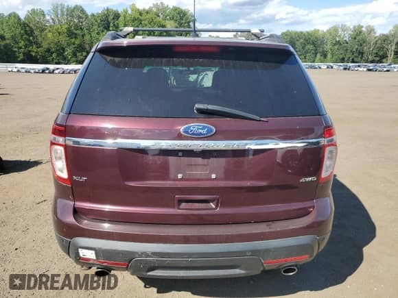 2011 Ford Explorer XLT с VIN 1FMHK8D81BGA08612, выставлен на аукционе Copart как лот 70581695 с пробегом 181 514 миль миль и Списание • Salvage title. История ставок и продаж доступна на DreamBid. Изображение 6.