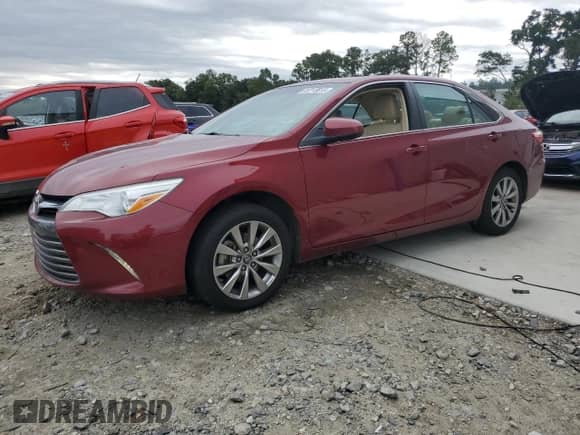 2016 Toyota Camry XLE with VIN 4T1BF1FKXGU605261, listed as a Copart auction lot 85713515 with 196,248 mi miles and Salvage title. Bid and sale history available at DreamBid. Image 1.