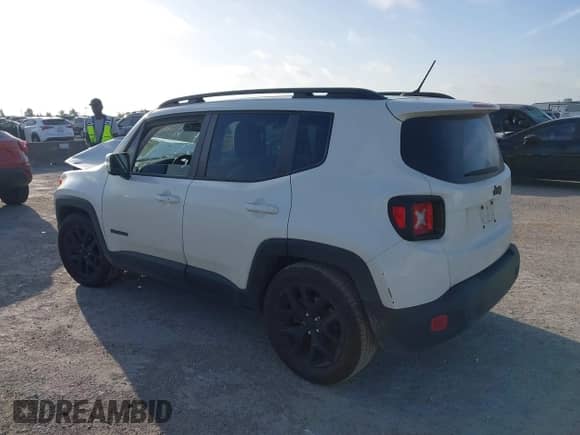 2017 Jeep Renegade Latitude с VIN ZACCJABB2HPF72823, выставлен на аукционе IAAI как лот 42794334 с пробегом 96 418 миль миль и . История ставок и продаж доступна на DreamBid. Изображение 3.
