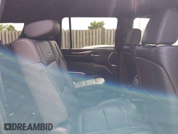2023 Cadillac Escalade ESV Luxury с VIN 1GYS4JKL6PR129001, выставлен на аукционе IAAI как лот 42772058 с пробегом 134 829 миль миль и . История ставок и продаж доступна на DreamBid. Изображение 8.