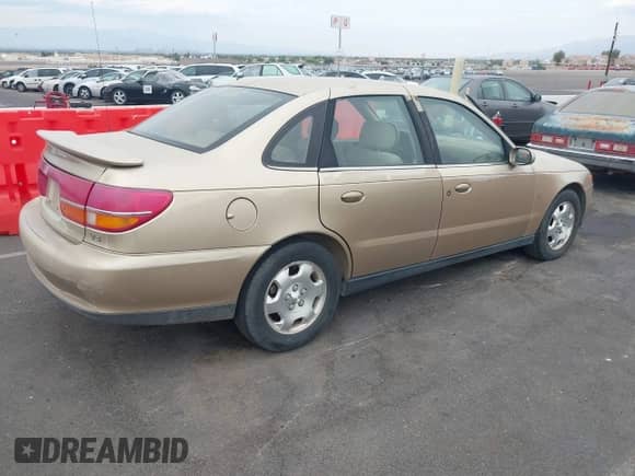 2001 Saturn LS with VIN 1G8JW54R31Y525933, listed as a IAAI auction lot 43090150 with 188,020 mi miles and . Bid and sale history available at DreamBid. Image 4.