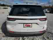 2023 Jeep Grand Cherokee Laredo с VIN 1C4RJHAG4PC535890, выставлен на аукционе Copart как лот 82653035 с пробегом 70 511 миль миль и Списание • Salvage title. История ставок и продаж доступна на DreamBid. Изображение 6.