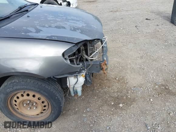 2005 Toyota Corolla CE с VIN 1NXBR32E45Z509111, выставлен на аукционе IAAI как лот 43202882 с пробегом 260 887 миль миль и . История ставок и продаж доступна на DreamBid. Изображение 13.