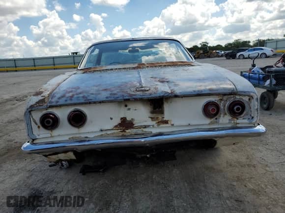 1968 Chevrolet Corvair с VIN 101378W102592, выставлен на аукционе Copart как лот 74444544 с пробегом 484 909 миль миль и Списание • Salvage title. История ставок и продаж доступна на DreamBid. Изображение 6.