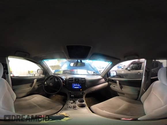 2008 Toyota Highlander z VIN JTEES41A182035687, wystawiony jako IAAI lot #43385079 z przebiegiem 228 168 mil mil oraz . Historia ofert i sprzedaży dostępna na DreamBid. Obrazek 18.