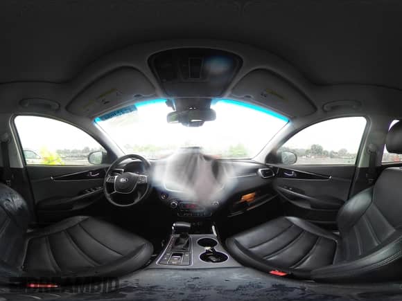 2020 Kia Sorento EX с VIN 5XYPHDA55LG667458, выставлен на аукционе IAAI как лот 42423086 с пробегом 61 508 миль миль и . История ставок и продаж доступна на DreamBid. Изображение 20.