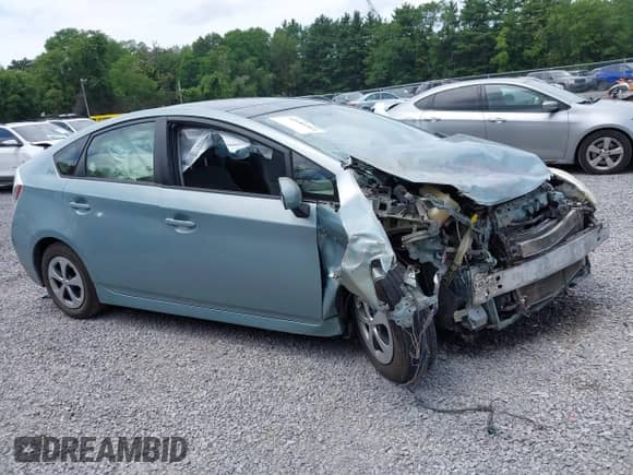 2013 Toyota Prius One with VIN JTDKN3DU2D1623693, listed as a IAAI auction lot 42680303 with 146,175 mi miles and . Bid and sale history available at DreamBid. Image 13.