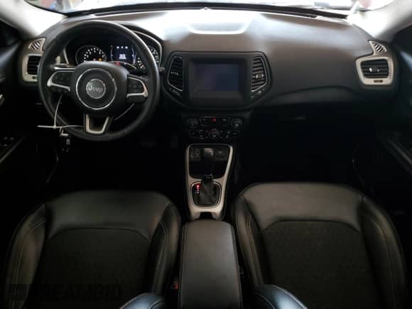 2019 Jeep Compass Altitude with VIN 3C4NJCBB2KT616176, listed as a Copart auction lot 80668455 with 73,518 mi miles and Salvage title. Bid and sale history available at DreamBid. Image 8.