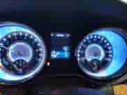 2014 Chrysler 300 C z VIN 2C3CCAKT5EH169973, wystawiony jako Copart lot #49039765 z przebiegiem 122 717 mil mil oraz Szkoda całkowita • Salvage title. Historia ofert i sprzedaży dostępna na DreamBid. Obrazek 9.