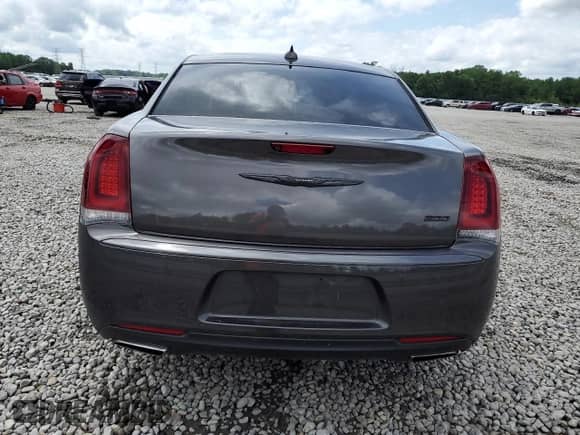 2020 Chrysler 300 Touring L с VIN 2C3CCAAG9LH220702, выставлен на аукционе Copart как лот 55099915 с пробегом Не указан миль и Списание • Salvage title. История ставок и продаж доступна на DreamBid. Изображение 6.