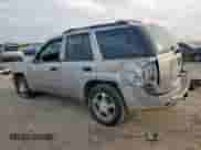 2007 Chevrolet TrailBlazer LS z VIN 1GNDS13S772135688, wystawiony jako Copart lot #80741415 z przebiegiem 267 034 mil mil oraz Szkoda całkowita • Salvage title. Historia ofert i sprzedaży dostępna na DreamBid. Obrazek 2.