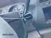 2012 Chevrolet Silverado 1500 LS z VIN 3GCPCREA7CG105775, wystawiony jako IAAI lot #41752232 z przebiegiem 271 970 mil mil oraz . Historia ofert i sprzedaży dostępna na DreamBid. Obrazek 11.