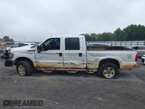 2016 Ford F-250 XL z VIN 1FT7W2B62GEA42290, wystawiony jako IAAI lot #43364210 z przebiegiem 202 745 mil mil oraz . Historia ofert i sprzedaży dostępna na DreamBid. Obrazek 14.