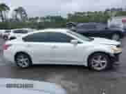 2015 Nissan Altima S z VIN 1N4AL3AP2FC579076, wystawiony jako IAAI lot #43417561 z przebiegiem 162 679 mil mil oraz . Historia ofert i sprzedaży dostępna na DreamBid. Obrazek 13.