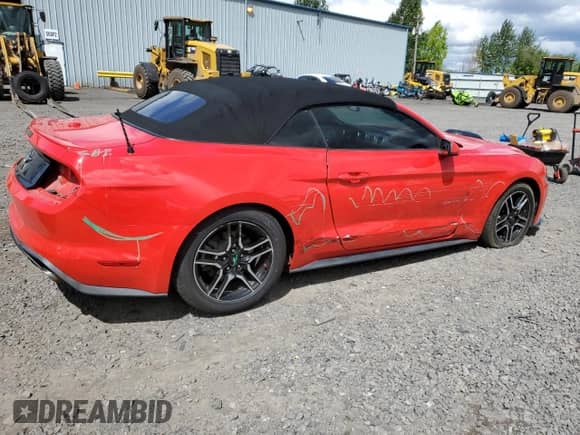 2019 Ford Mustang EcoBoost с VIN 1FATP8UH5K5109847, выставлен на аукционе Copart как лот 56287815 с пробегом 65 671 миль миль и Списание • Salvage title. История ставок и продаж доступна на DreamBid. Изображение 3.