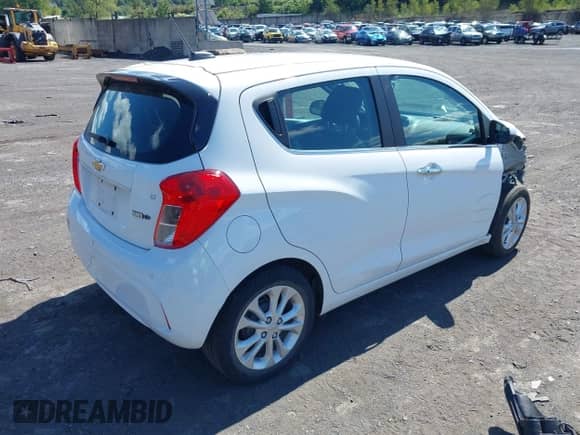 2022 Chevrolet Spark 2LT z VIN KL8CF6SA2NC020978, wystawiony jako IAAI lot #43179464 z przebiegiem 25 047 mil mil oraz . Historia ofert i sprzedaży dostępna na DreamBid. Obrazek 4.