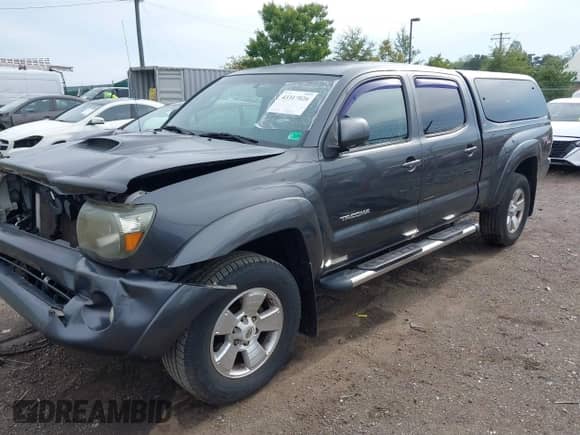 2009 Toyota Tacoma PreRunner with VIN 3TMKU72N29M019402, listed as a IAAI auction lot 43317826 with 253,532 mi miles and . Bid and sale history available at DreamBid. Image 2.