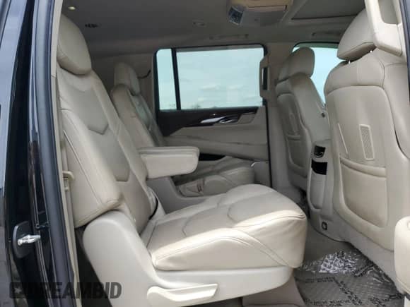 2016 Cadillac Escalade ESV Luxury Collection с VIN 1GYS3HKJ1GR244616, выставлен на аукционе Copart как лот 63190195 с пробегом 136 422 миль миль и Списание • Salvage title. История ставок и продаж доступна на DreamBid. Изображение 11.