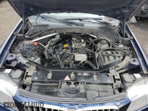 2013 BMW X3 xDrive28i с VIN 5UXWX9C53D0A18324, выставлен на аукционе Copart как лот 58662115 с пробегом 87 364 миль миль и Списание • Salvage title. История ставок и продаж доступна на DreamBid. Изображение 11.