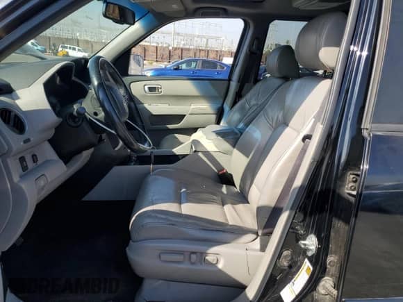 2011 Honda Pilot EX-L с VIN 5FNYF3H77BB043050, выставлен на аукционе Copart как лот 82700075 с пробегом 207 636 миль миль и Списание • Salvage title. История ставок и продаж доступна на DreamBid. Изображение 7.