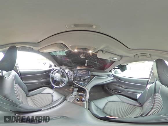 2021 Toyota Camry SE z VIN 4T1S11AK4MU543468, wystawiony jako Copart lot #60939165 z przebiegiem 30 311 mil mil oraz Szkoda całkowita • Salvage title. Historia ofert i sprzedaży dostępna na DreamBid. Obrazek 14.